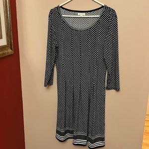 Max Studio pleated long sleeve dress black/white excellent new condition